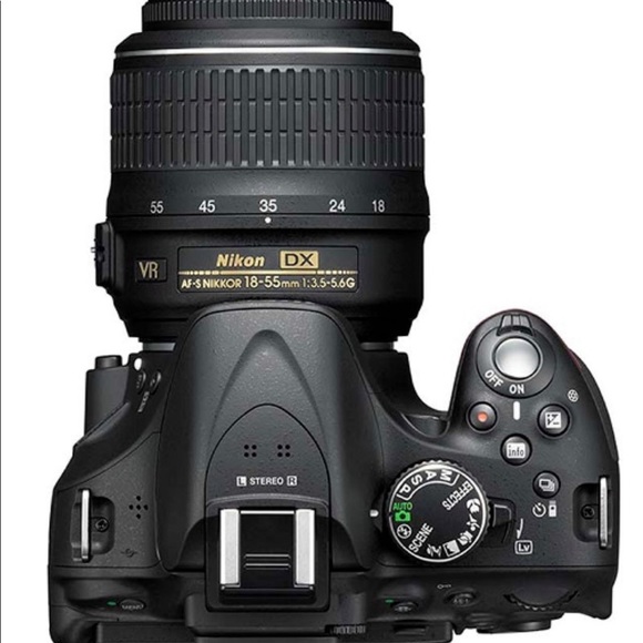 Nikon D5200 Professional Camera - Picture 2 of 4